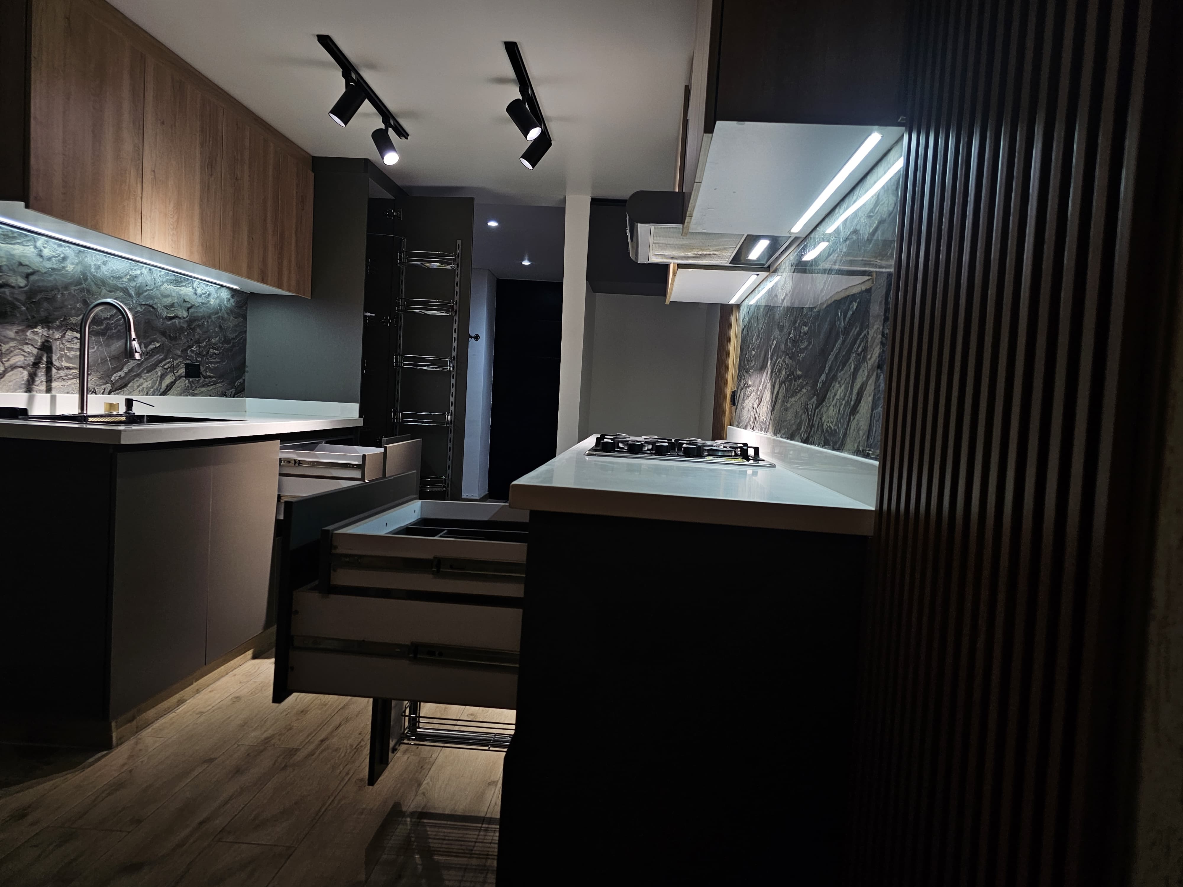 Cocina principal - cocinas - Proyecto de remodelación por Comody