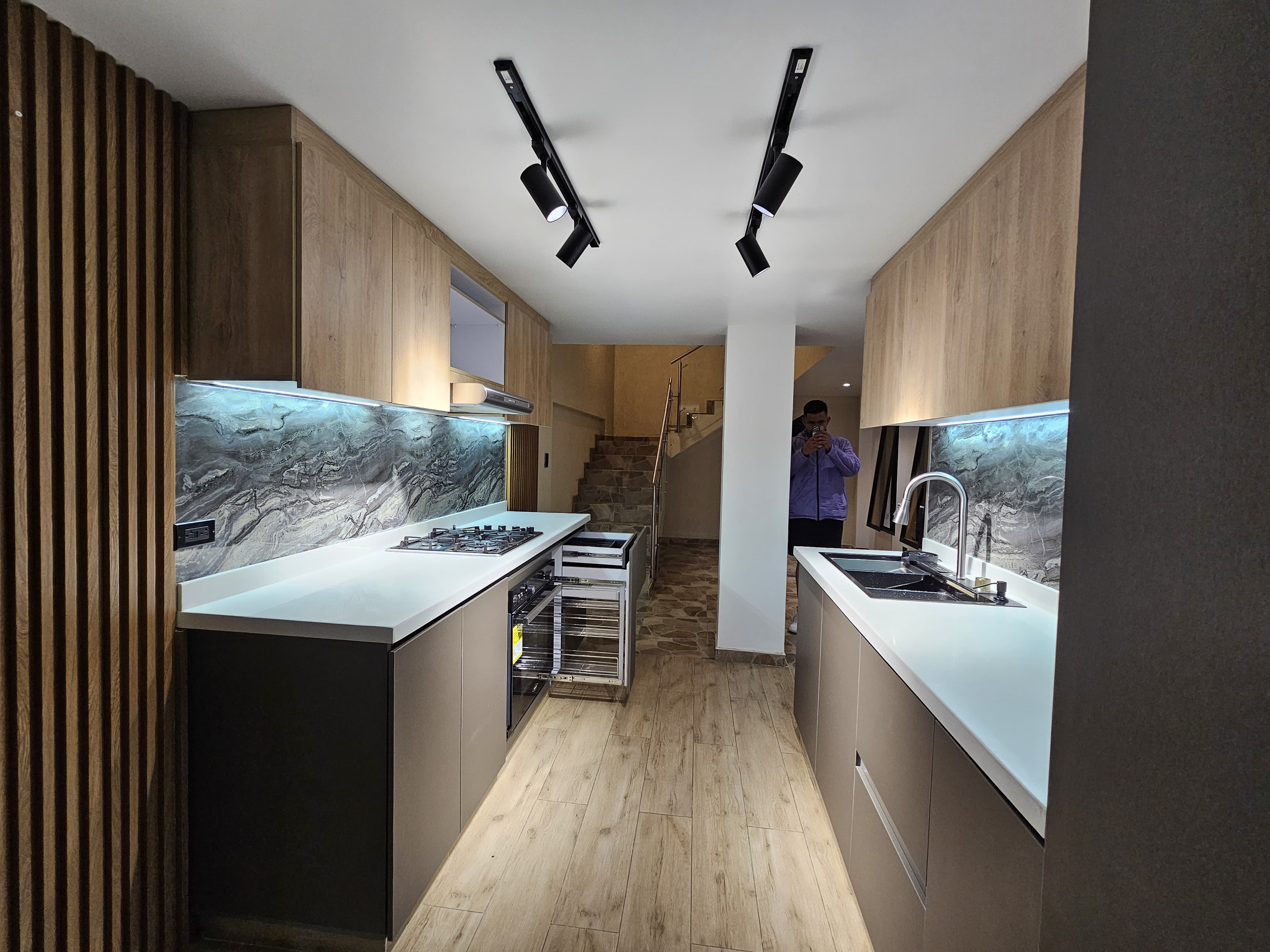 Cocina principal - cocinas - Proyecto de remodelación por Comody