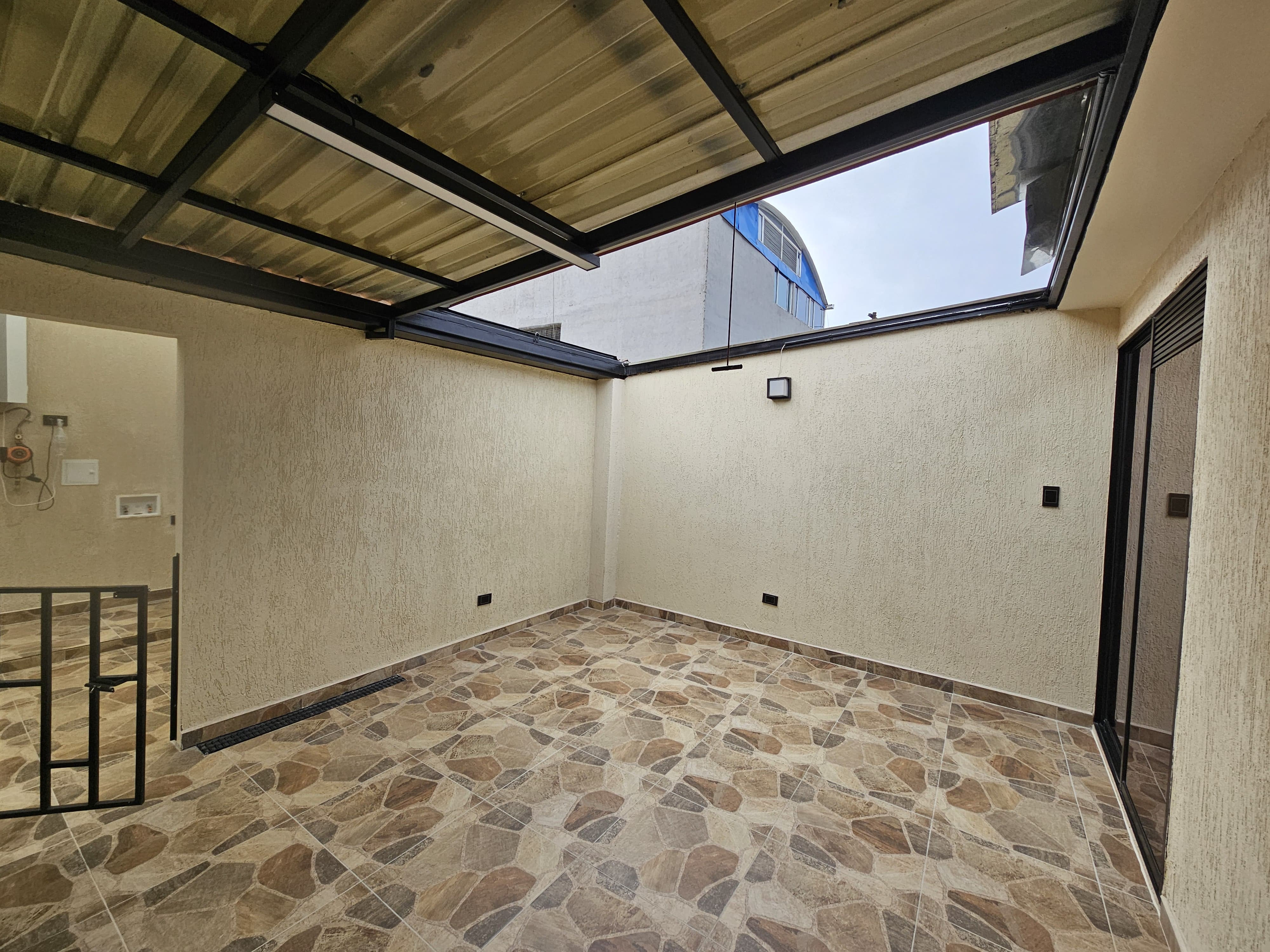 Zona BBQ - zonas sociales - Proyecto de remodelación por Comody