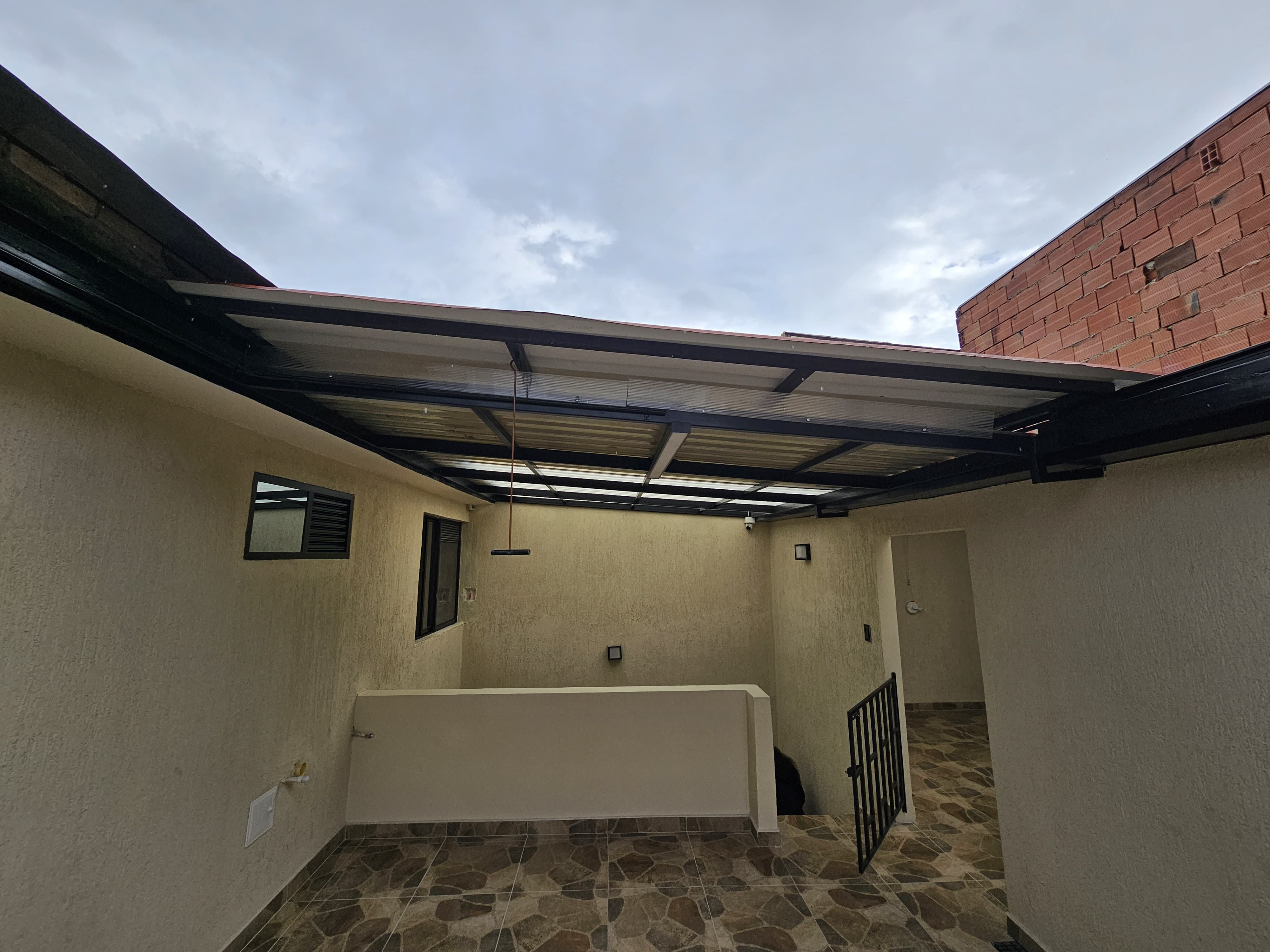 Zona BBQ - zonas sociales - Proyecto de remodelación por Comody