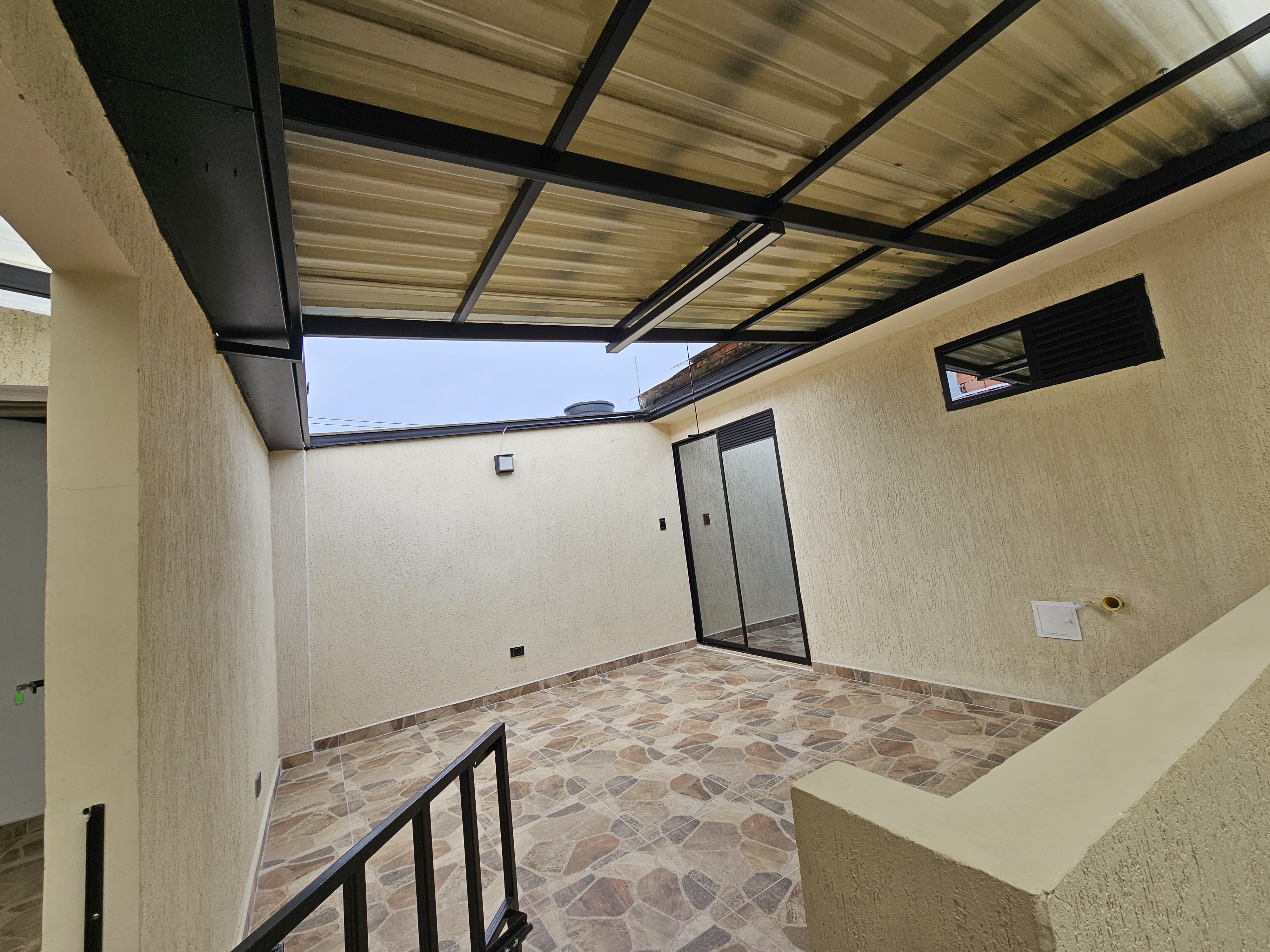 Zona BBQ - zonas sociales - Proyecto de remodelación por Comody