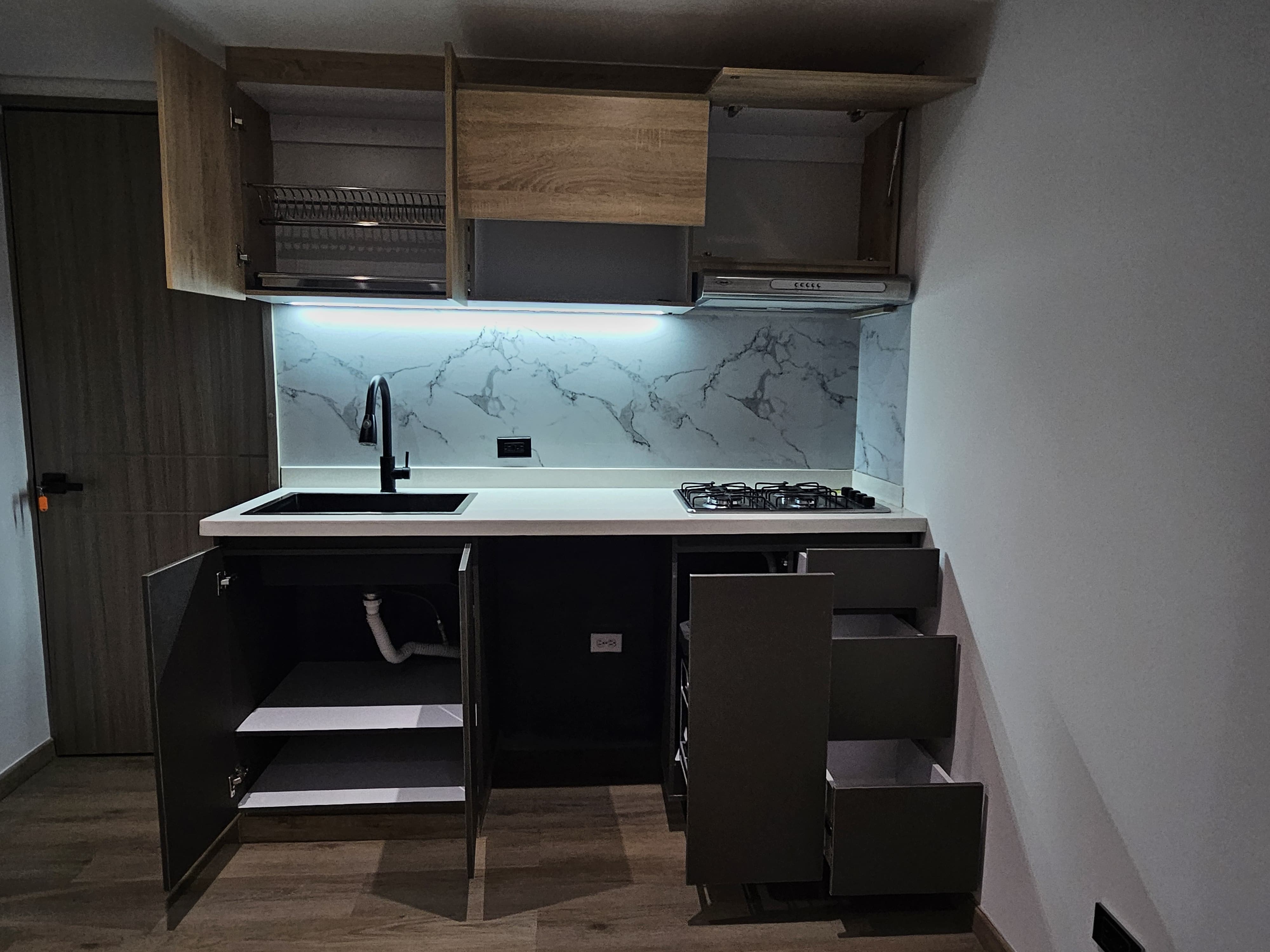 Apartaestudio - apartaestudios - Proyecto de remodelación por Comody